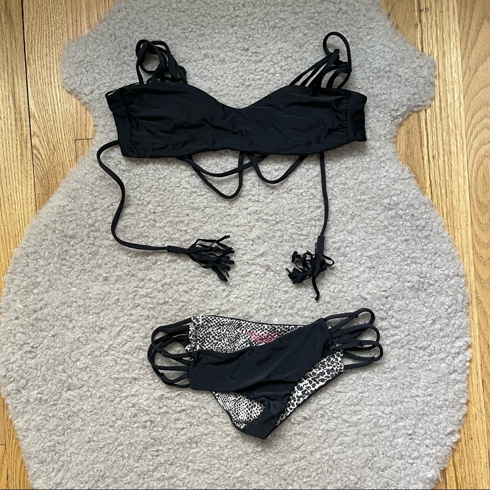 Like New Acacia Swimwear Bikini Black Leopard Print Size P